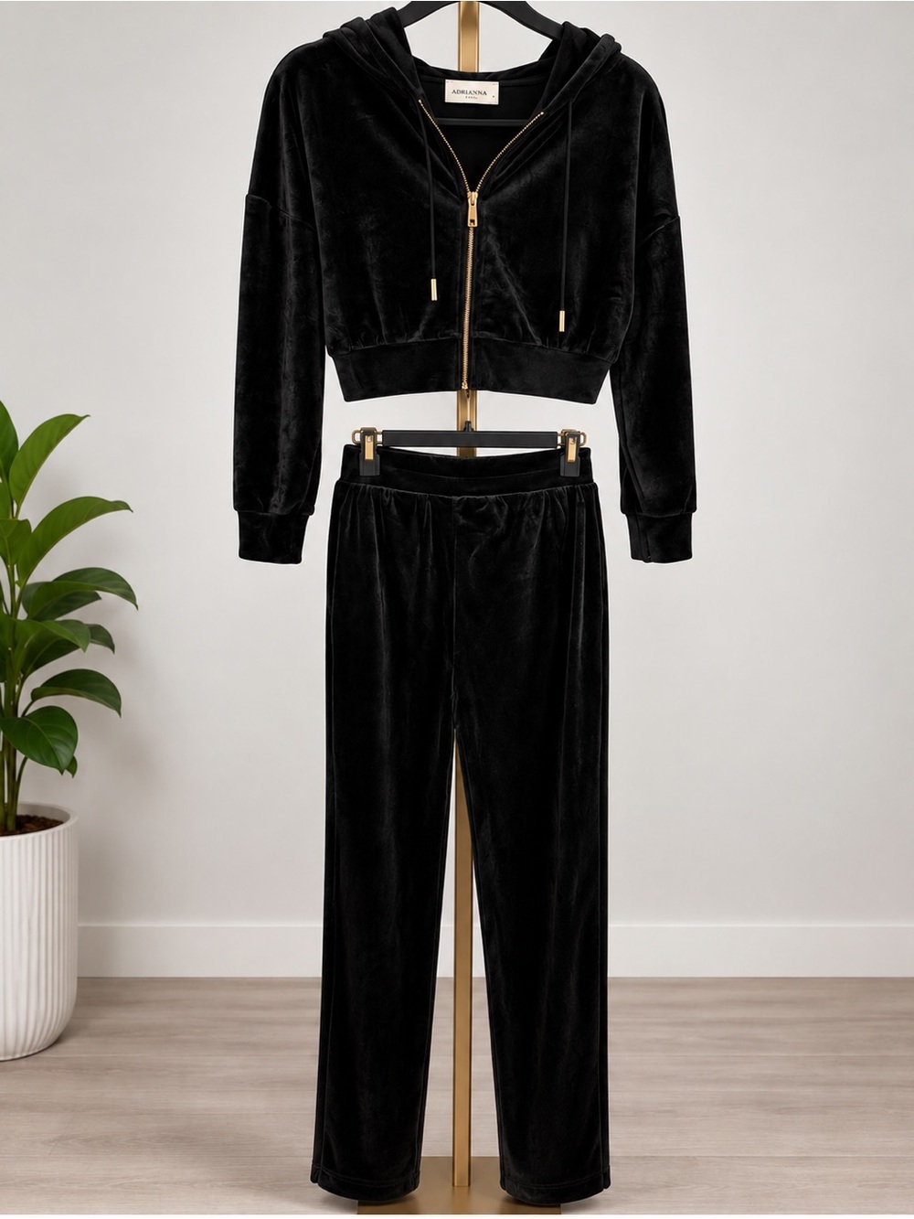 Zenana Outfitters Black Velour Track Pants & Cropped Hoodie Set